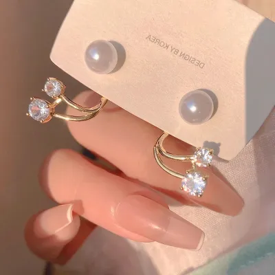 Korean Fashion String Pearl Crystal Stud Earrings 